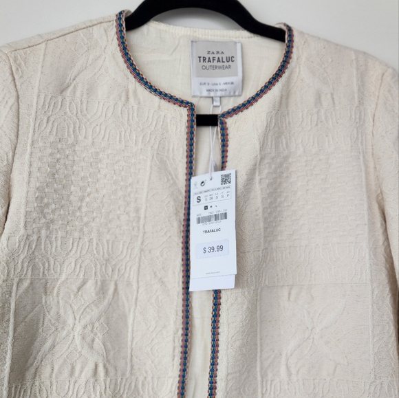 Zara Blazer - Picture 2 of 3